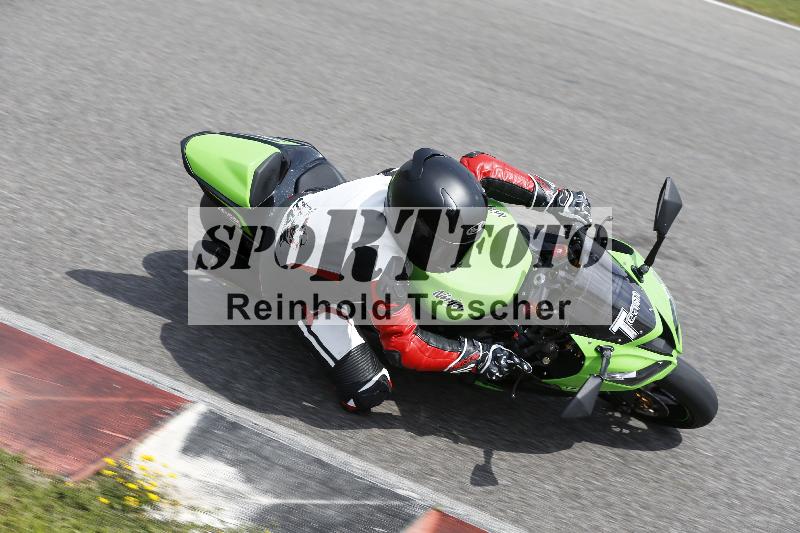 /Archiv-2024/29 12.06.2024 MOTO.CH Track Day ADR/Gruppe rot/Team